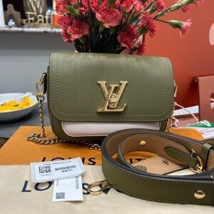 Louis Vuitton Lockme Tender Handbag Leather Green